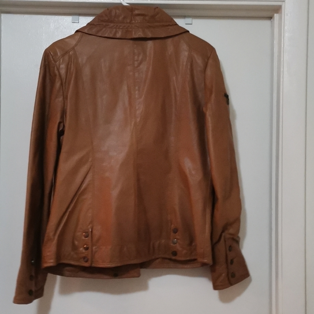 NWOT COLE HAAN BROWN LEATHER JACKET. - Picture 2 of 9